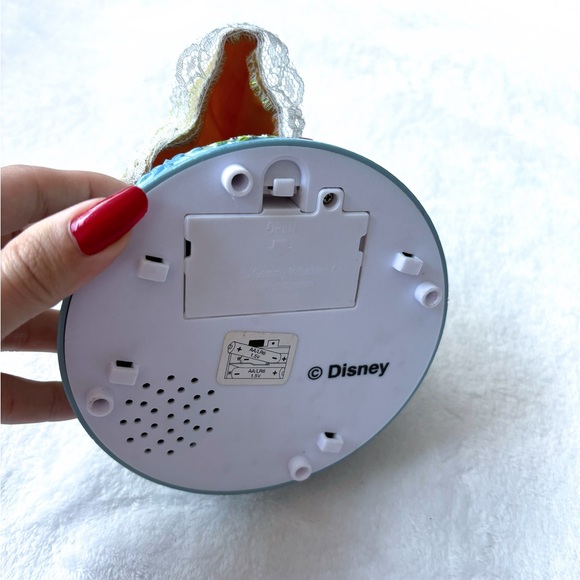 ✨RARE CHRISTMAS CINDERELLA GEMMT 2007 DISNEY CHRISTMAS - CHRISTMAS SONG & SPINS✨ - Picture 8 of 10